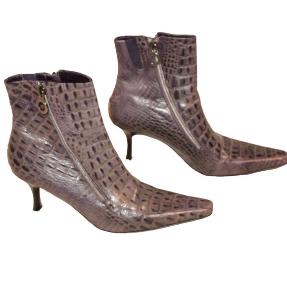 Donald J. Pliner Shoes - Donald J Pliner Salonan Purple Croc Embossed Leather Zip Ankle Boots Size 8.5 M